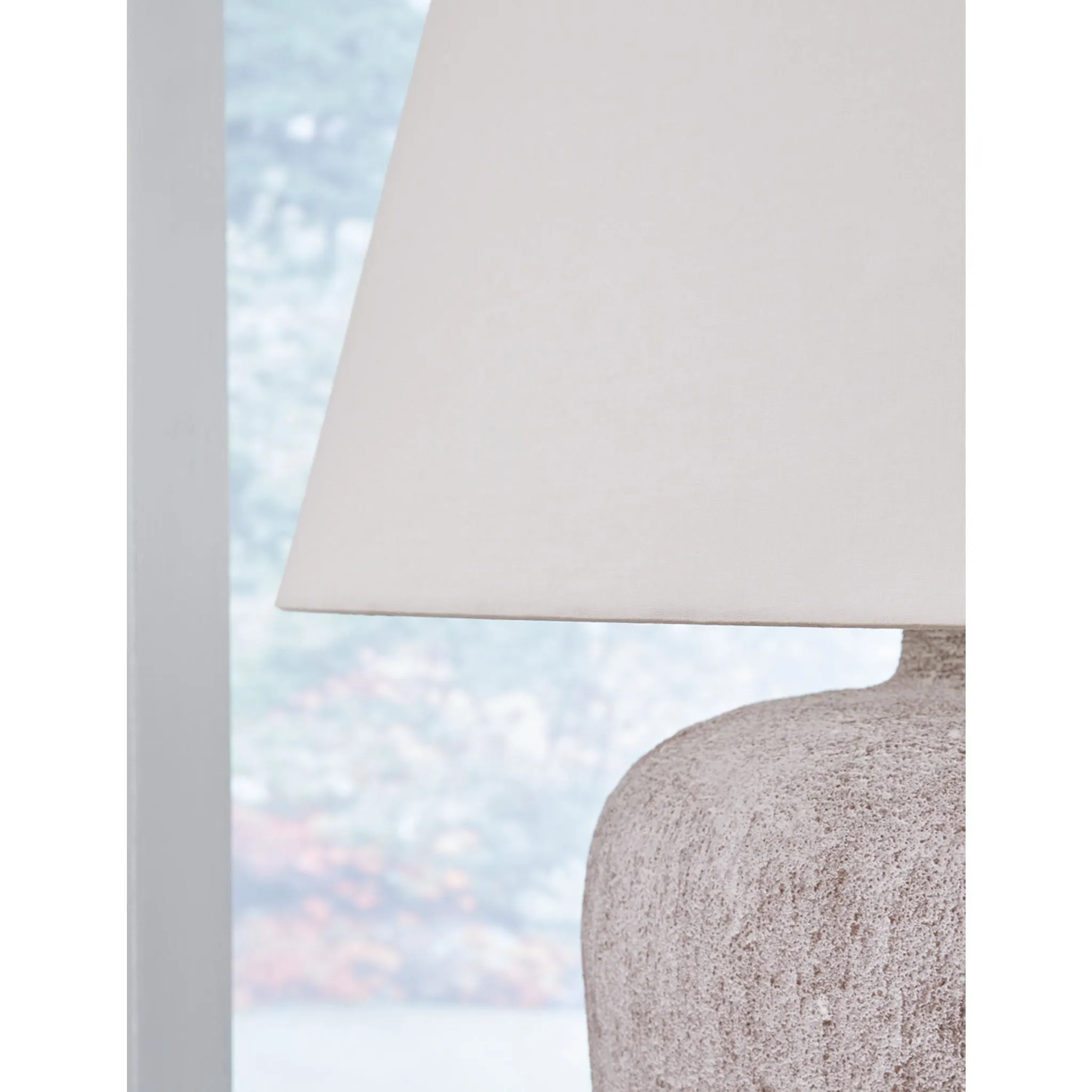 Danry Table Lamp