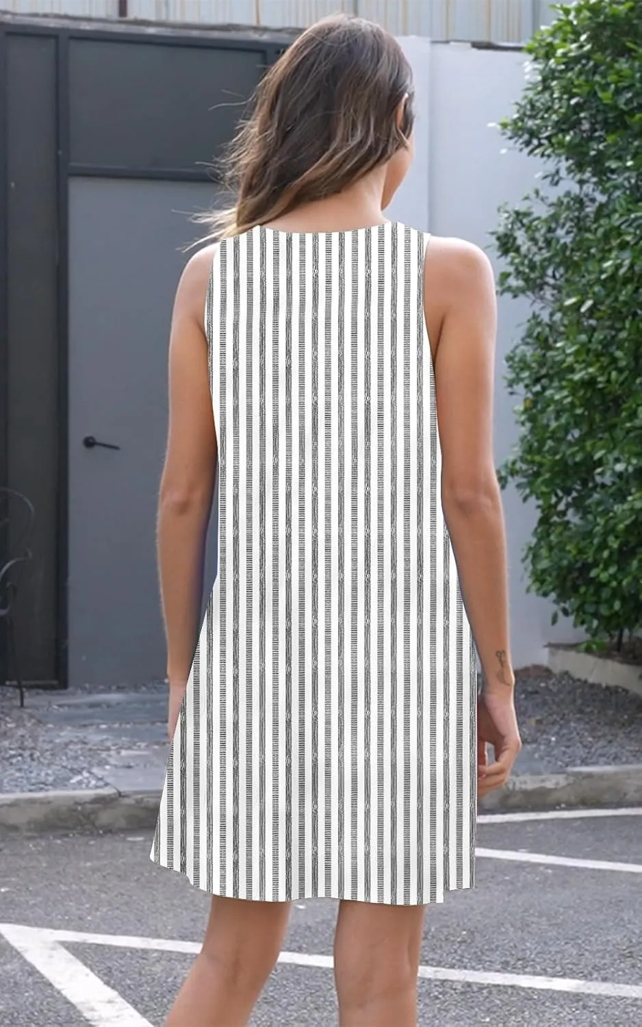 ETCYY NEW Womens Sleeveless Summer Dresses 2025 Cusual U Neck Sundresses Striped Printed Short Dress with Pocket
