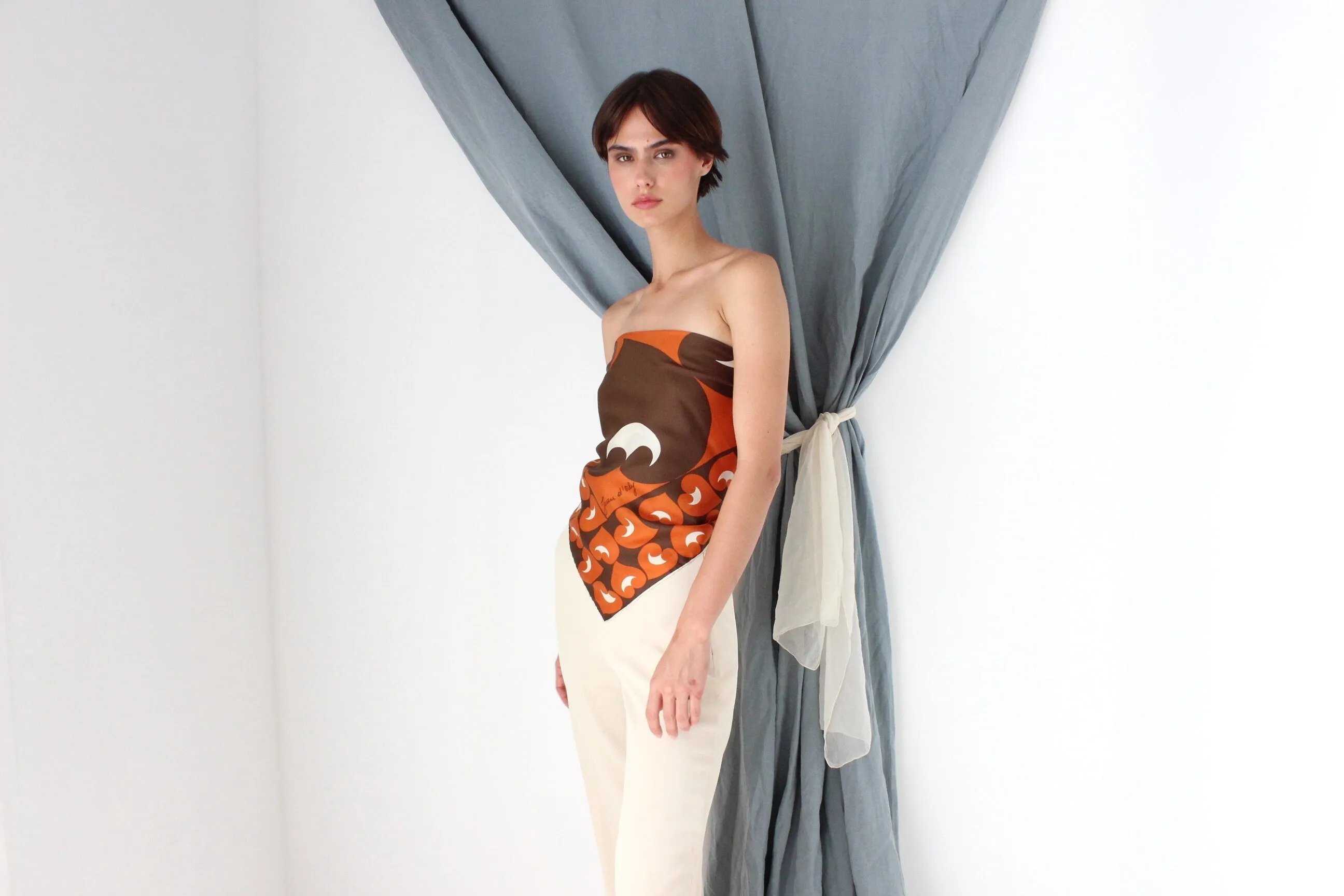 MADE IN ITALY 70s Warm Toned Modernist Silk Scarf