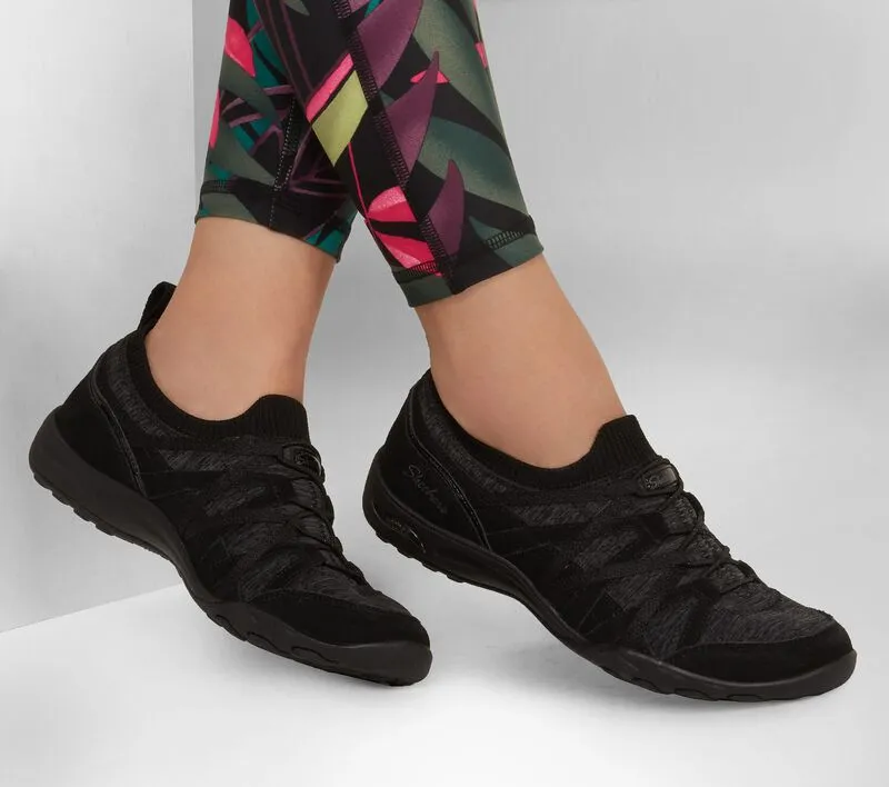 Skechers women's Arch Fit Comfy - Bold Statement 100275